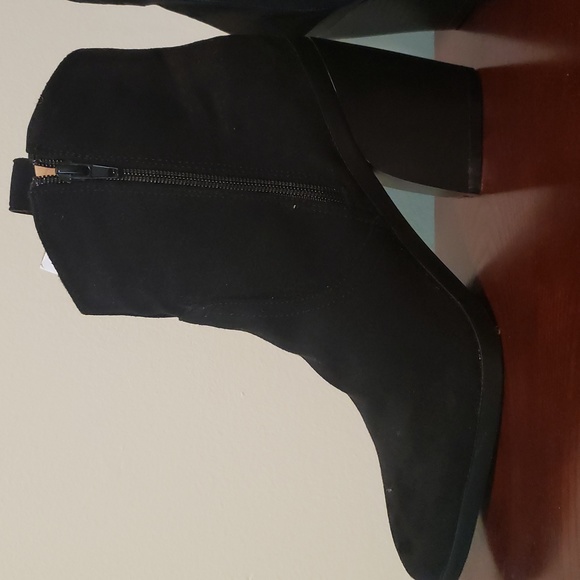 NEW Black Suede Yoki Muriel Heels Cowboy Boots Zipper 10 - Picture 2 of 6